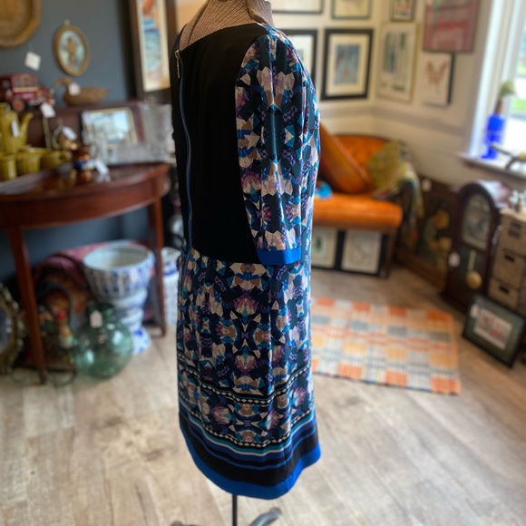 Eliza J size 12 fully lined geometric pattern poly blend midi dress - Picture 4 of 10